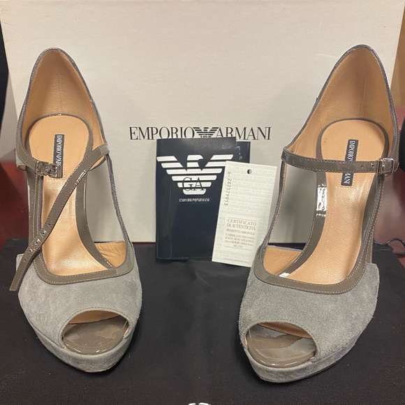 Emporio Armani grey suede high heel open toe shoes in size 6. Worn once. - Picture 2 of 9